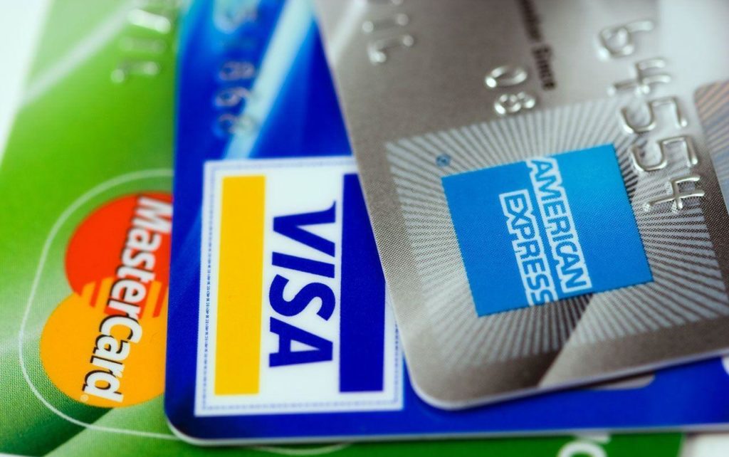 Cara Aman Memakai Kartu Kredit