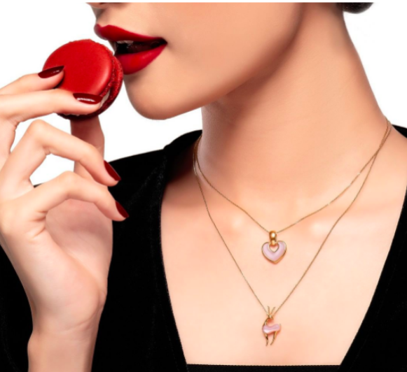 7 Tips Memilih Liontin Kalung yang Sesuai dengan Bentuk Wajah Anda